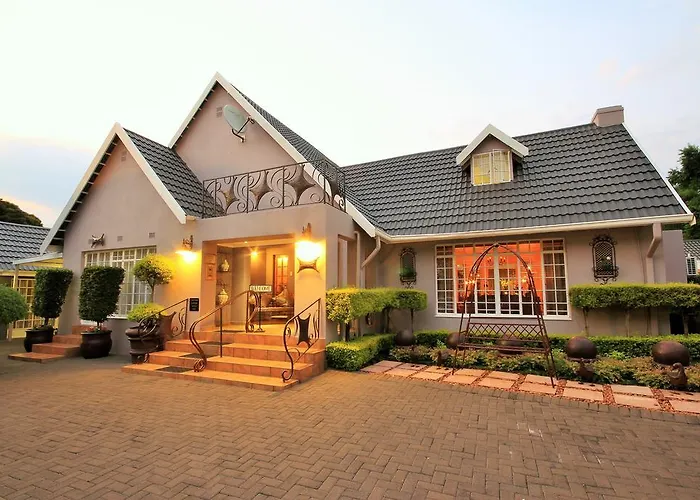 Avalon Guest Manor