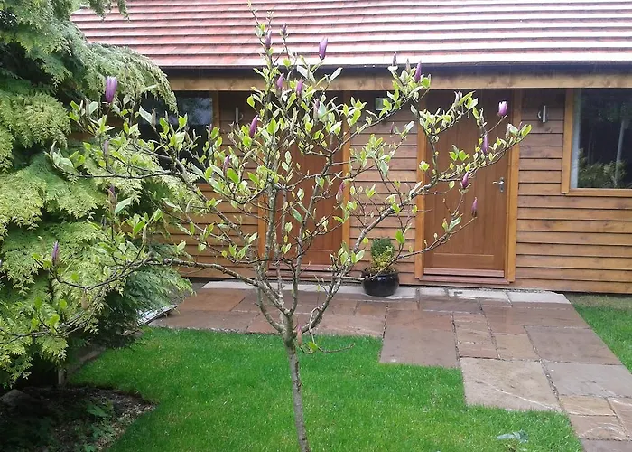 Manor Garden Lodge Wirral