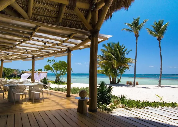 Tortuga Bay