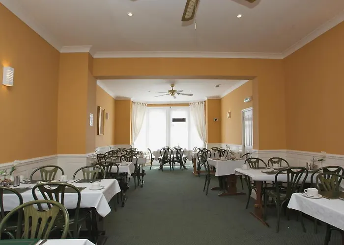 All Seasons Lodge Hotel