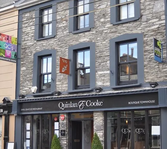 Quinlan & Cooke Boutique Townhouse And Qcs Seafood Restaurant Hotel Cahersiveen