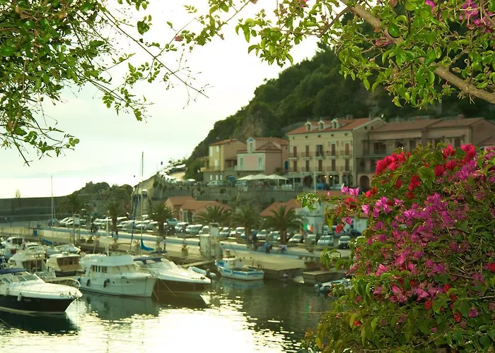 Romantic Hotel & Restaurant Villa Cheta Elite Maratea