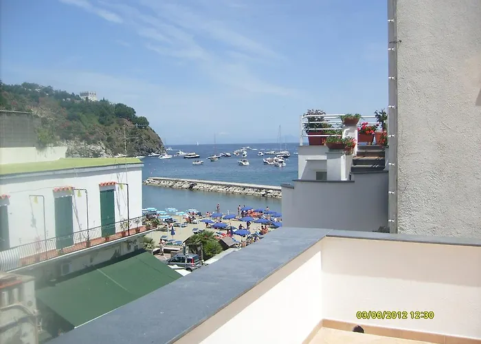 B&B Celestina Ischia Lacco Ameno 
