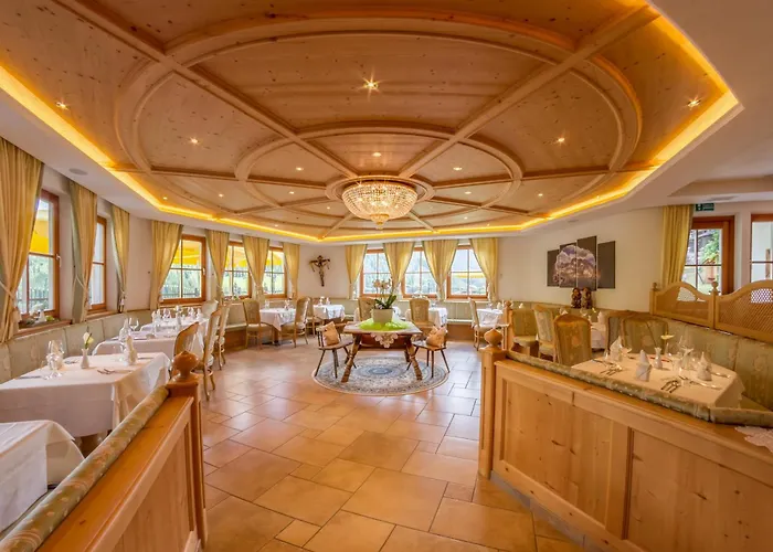 Dolasilla Mountain Panoramic Wellness Hotel