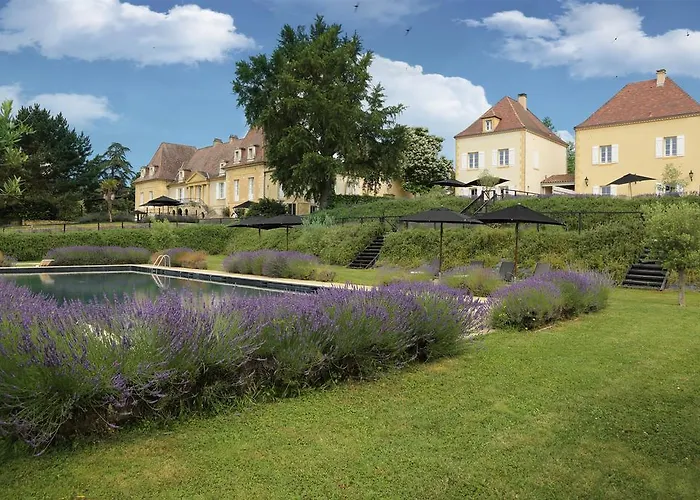 Château Les Merles et ses Villas