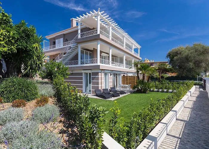 Villa Velvet