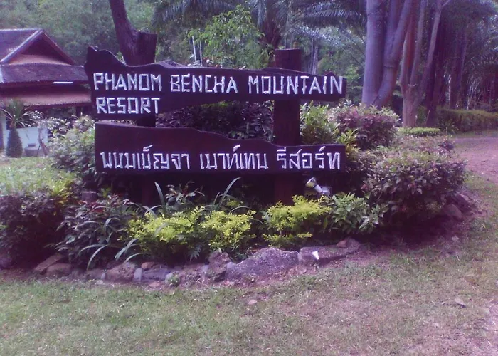 Phanom Bencha Mountain Resort