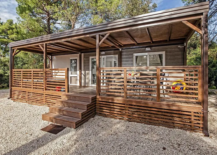 Eurocamp Mobile Homes At Campsite Porton Nature Hideouts