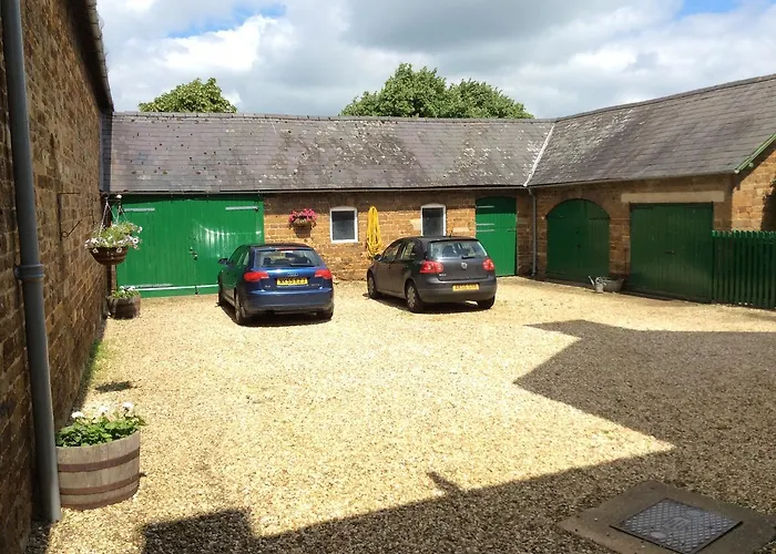Castle Farm House B&B