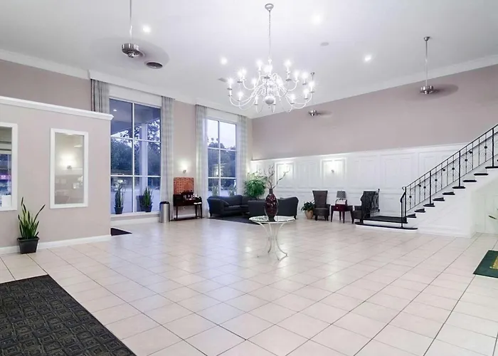 Rodeway Inn & Suites Williamsburg Central