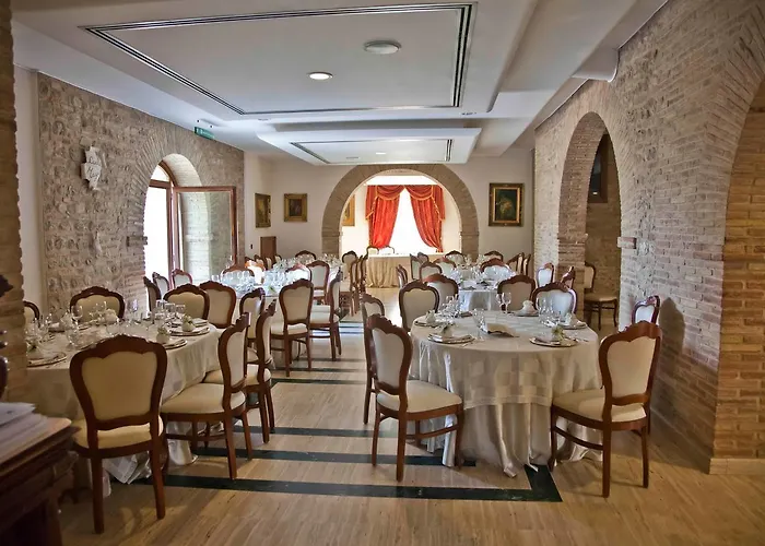 Hotel Castello di Septe Mozzagrogna