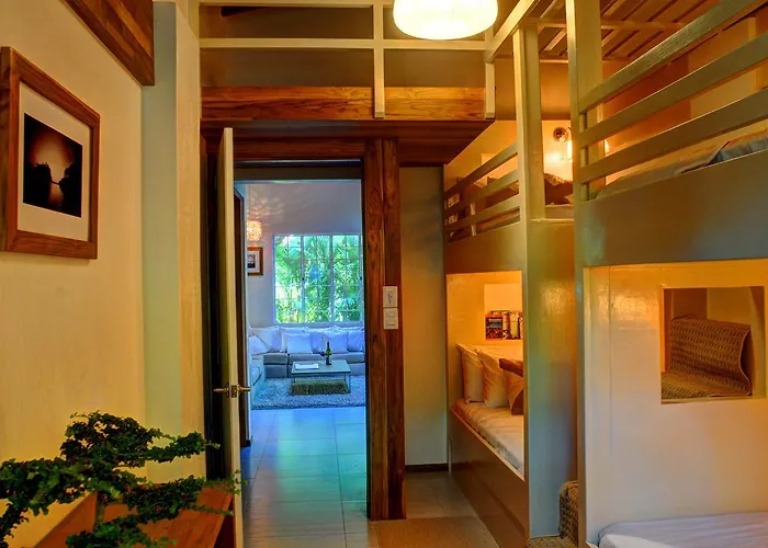 Moana Surf Resort