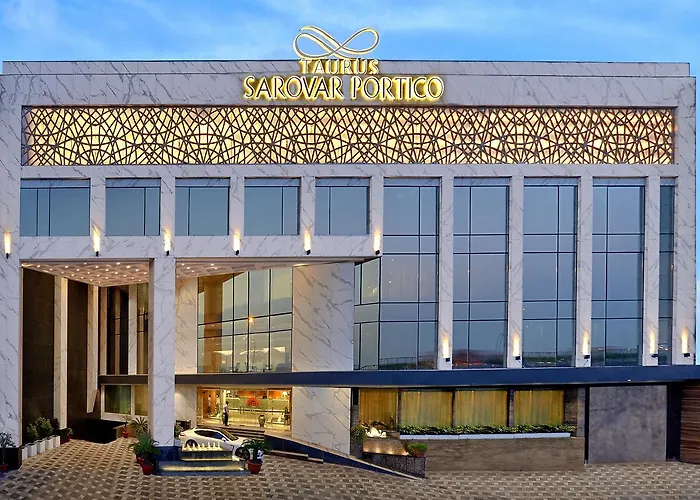 Taurus Sarovar Portico