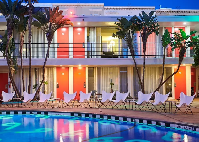 Phoenix Hotel