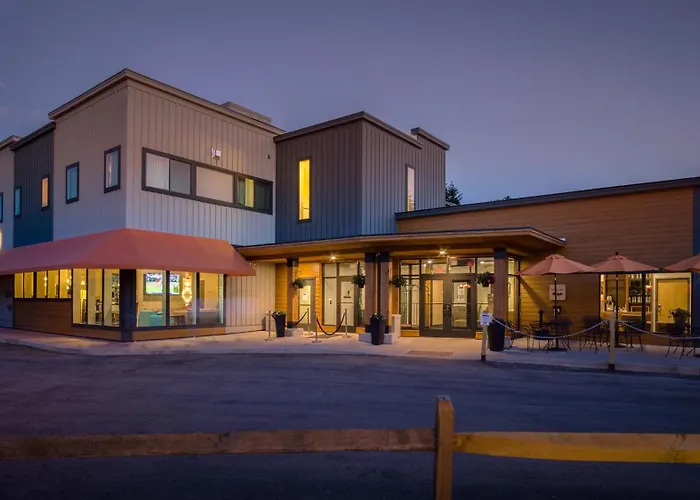 Sun & Ski Inn And Suites