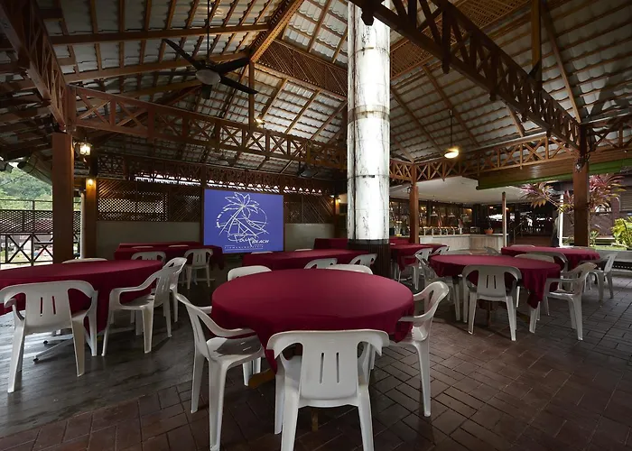 Paya Beach Spa & Dive Resort Kampung Genting