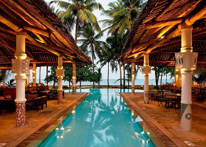 Neptune Village Beach Resort & Spa Galu
