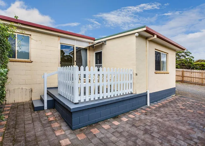 Wintersun Gardens Motel