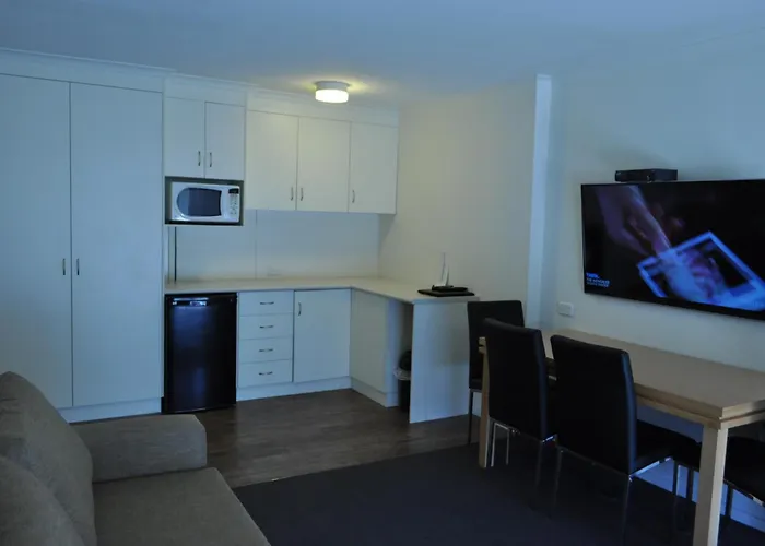 Albury Burvale Motor Inn
