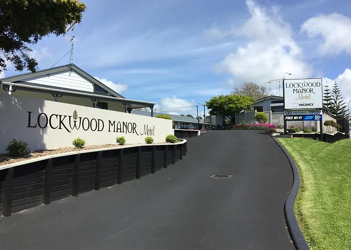 Lockwood Manor Motel