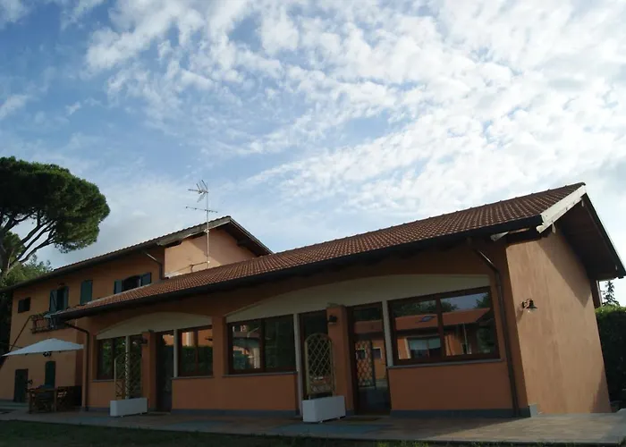 Villa Giuseppe Bernabei Guest House Marino