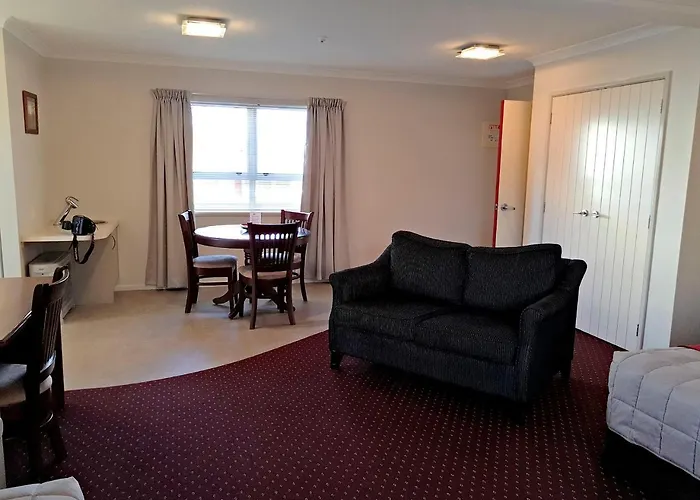 Touchwood Motor Lodge