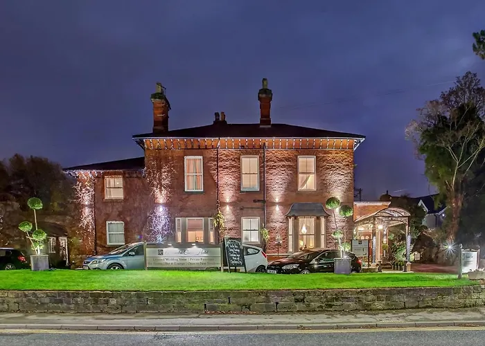 Alexandra Court Hotel