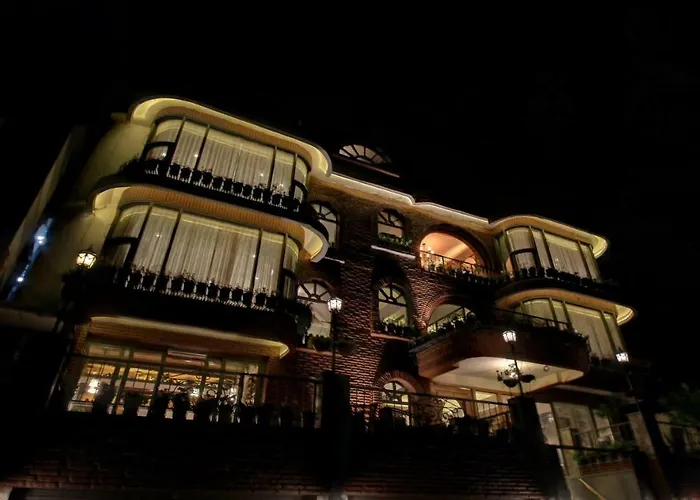Hotel Lakeside Inn Nainital