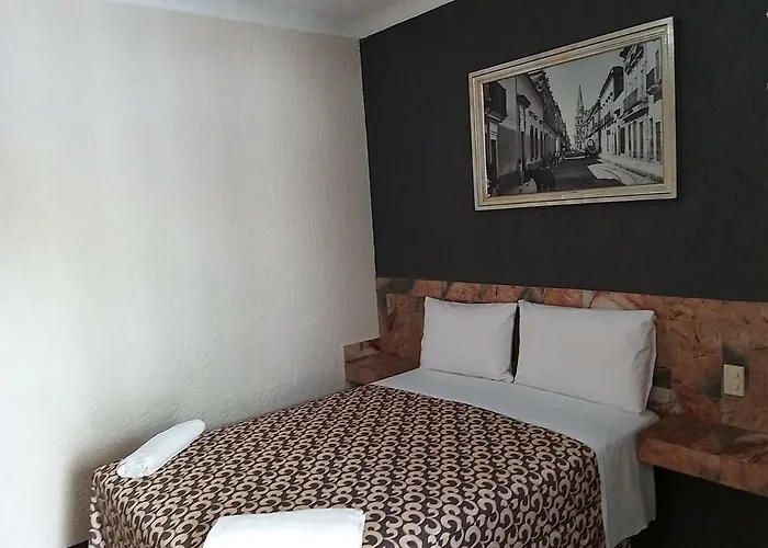 Hotel Aguila