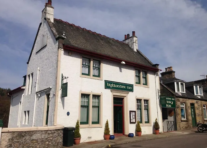 Highlander Inn