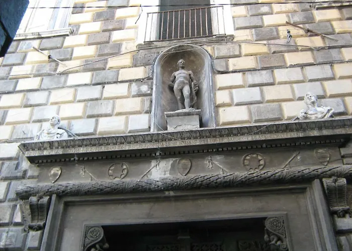 Palazzo Diomede Carafa #3