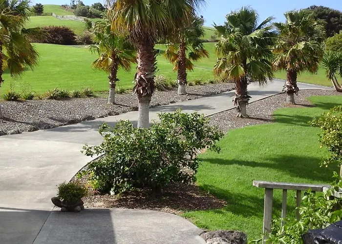 Pukeko Nest Bed & Breakfast Russell