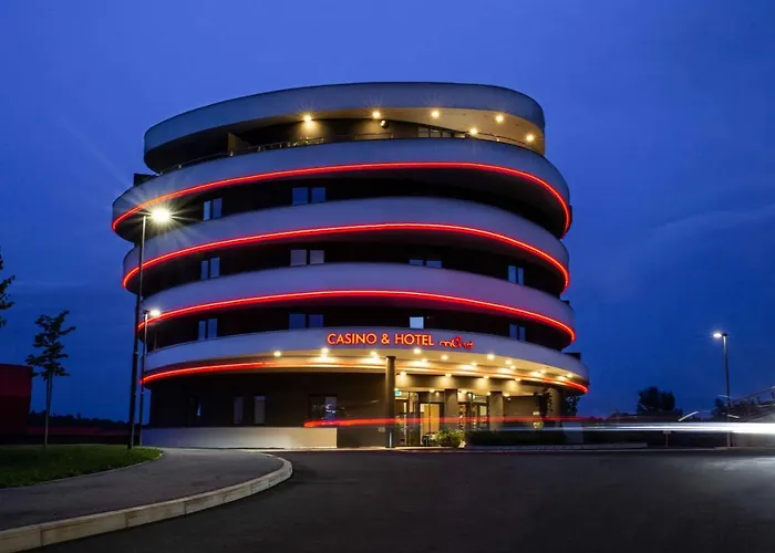 Mond, Resort&Entertainment