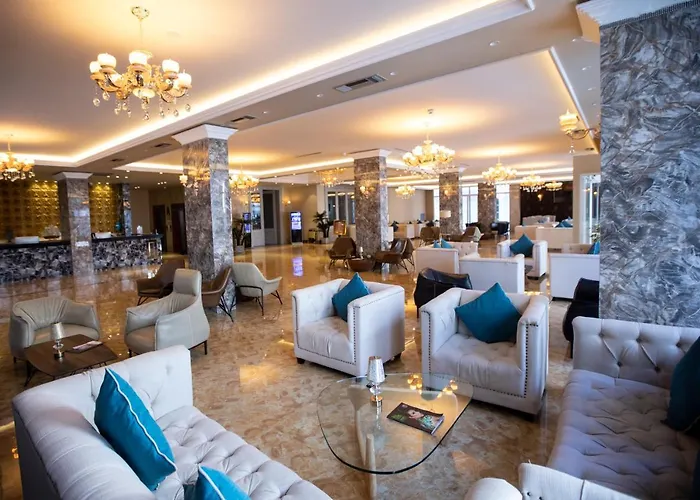 Grand Blue Fafa Resort & Spa