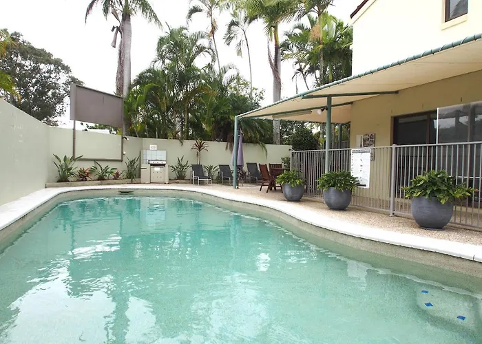 Le Court Villas