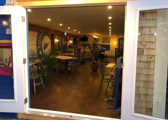 The Tuna Blue Inn