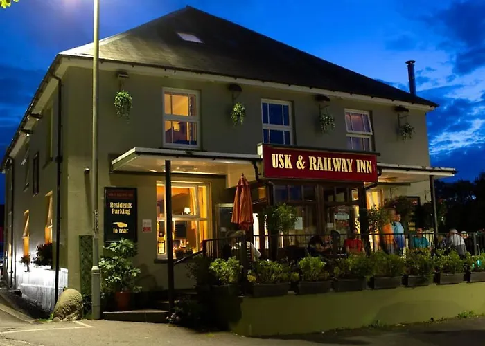 Usk And Railway Inn